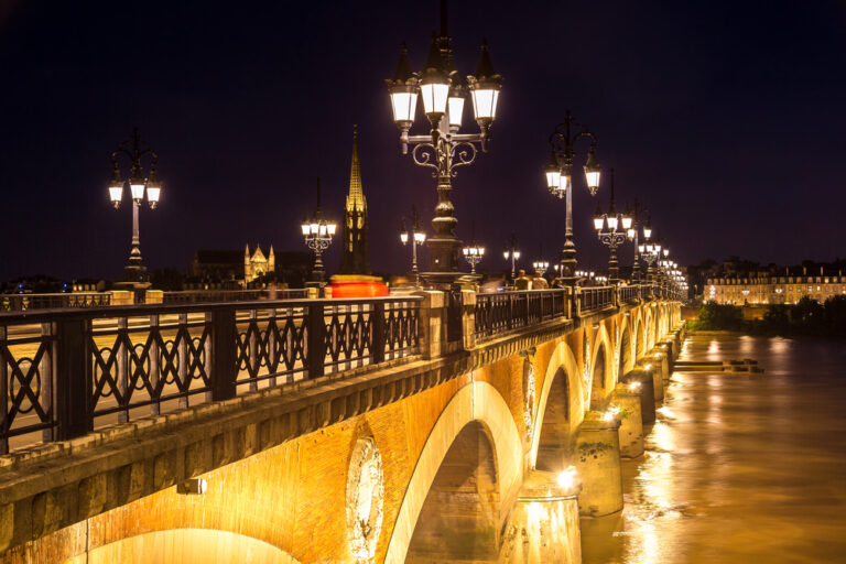 Zayo strengthens French connectivity footprint with new Bordeaux route expansion